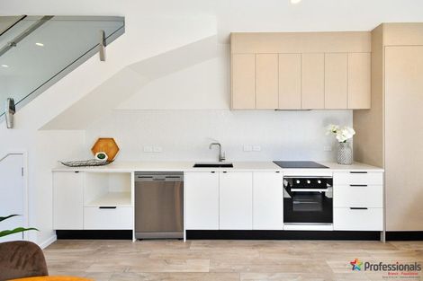 Photo of property in 9b Coates Road, Papatoetoe, Auckland, 2025