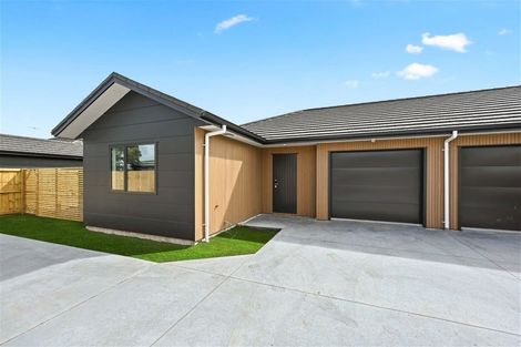 Photo of property in 48u3 Heath Street, Saint Andrews, Hamilton, 3200