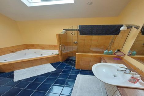 Photo of property in 64 Navigation Drive, Whitby, Porirua, 5024