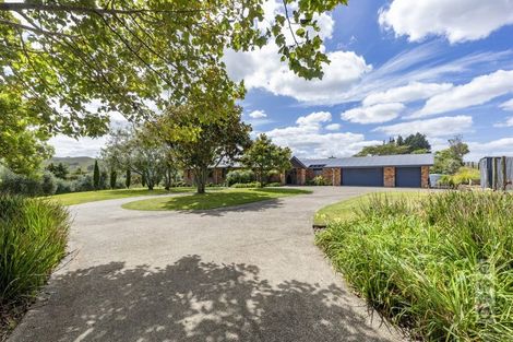 Photo of property in 1226 State Highway 16, Waimauku, 0883
