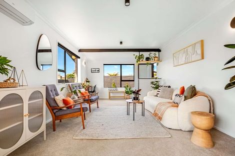 Photo of property in 207b Ngatai Road, Otumoetai, Tauranga, 3110