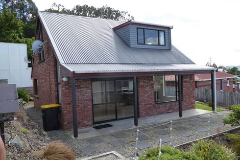 Photo of property in 16 Shortland Street, Caversham, Dunedin, 9011