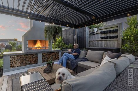 Photo of property in 61 Pitoitoi Drive, Riverhead, 0820