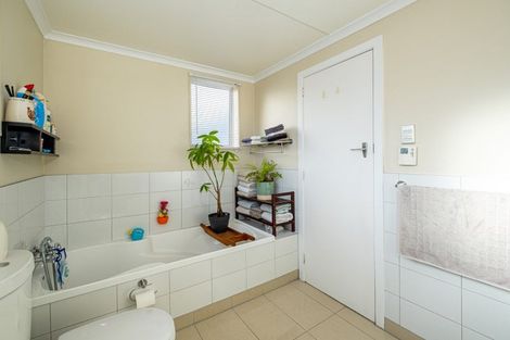 Photo of property in 41 Raymond Street, West End, Timaru, 7910