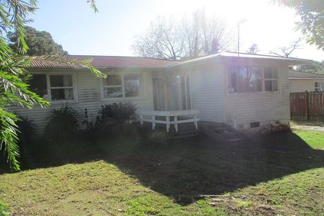 Photo of property in 76 Helena Street, Massey, Auckland, 0614