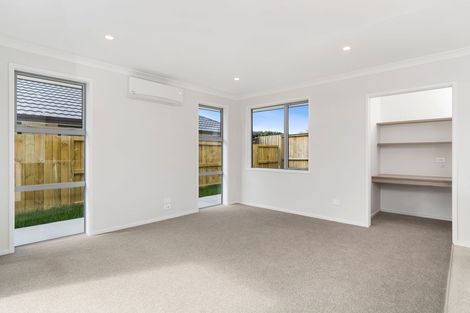 Photo of property in 41 Awataha Crescent, Pyes Pa, Tauranga, 3110