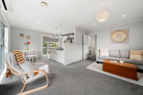 Photo of property in 15 Gails Drive, Okura, Albany, 0792