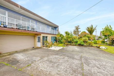 Photo of property in 101 Taikata Road, Te Atatu Peninsula, Auckland, 0610