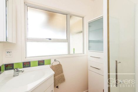 Photo of property in 4214a/2 Great North Road, Glendene, Auckland, 0602