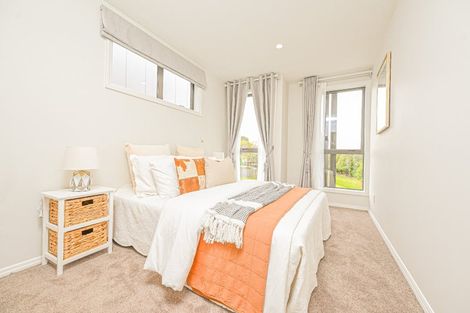 Photo of property in 89b Whitford Road, Botany Downs, Auckland, 2014