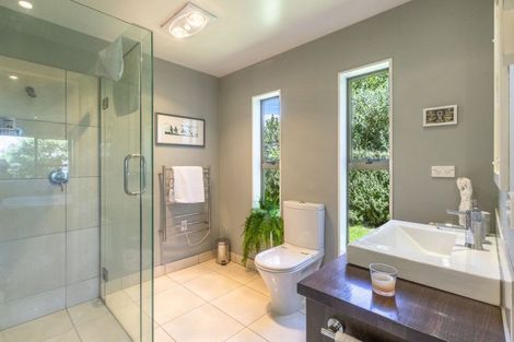 Photo of property in 15 Maharakeke Road, Waipukurau, 4281