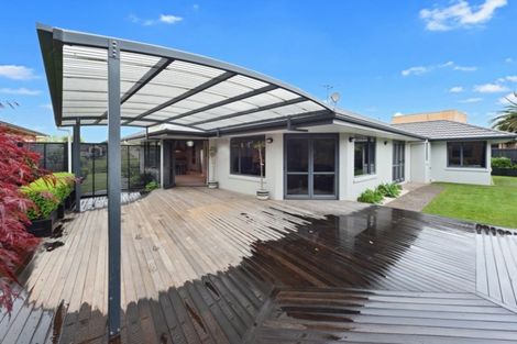 Photo of property in 14 Grasmere Court, Huntington, Hamilton, 3210