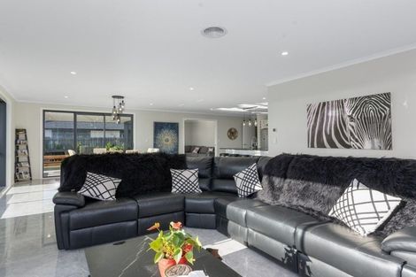 Photo of property in 55b Dublin Street, Martinborough, 5711