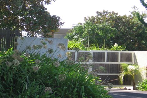 Photo of property in 39 Churchill Road, Murrays Bay, Auckland, 0630