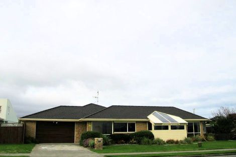 Photo of property in 302 Manly Street, Paraparaumu Beach, Paraparaumu, 5032
