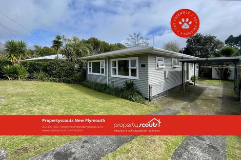 Photo of property in 15 Beaumont Crescent, Frankleigh Park, New Plymouth, 4310