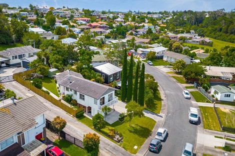 Photo of property in 37 Fitzwater Place, Henderson, Auckland, 0612