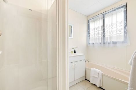 Photo of property in 1/115 Old Wairoa Road, Papakura, 2110