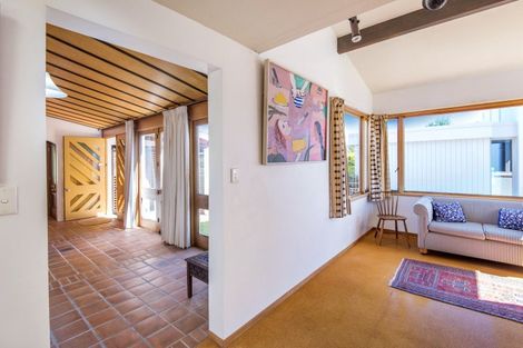 Photo of property in 20a Oxford Terrace, Devonport, Auckland, 0624