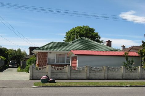 Photo of property in 134 Avonhead Road, Avonhead, Christchurch, 8042