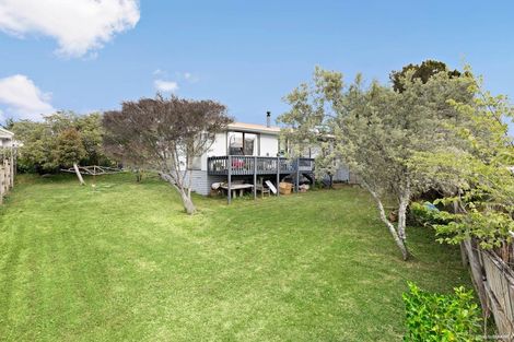 Photo of property in 33 Starforth Place, Henderson, Auckland, 0612
