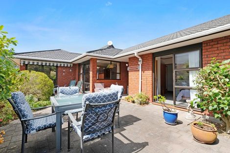 Photo of property in 11 Hurunui Street, Waikanae, 5036
