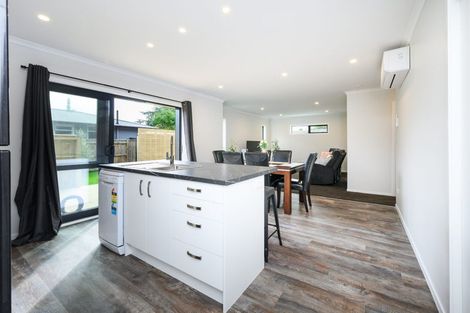 Photo of property in 12a Norwich Place, Awapuni, Palmerston North, 4412