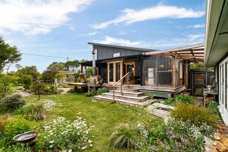 Photo of property in 8 Beach Road, Long Beach, Port Chalmers, 9081