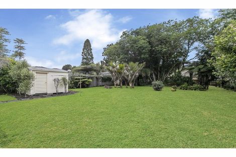Photo of property in 7 Manuka Street, Orewa, 0931