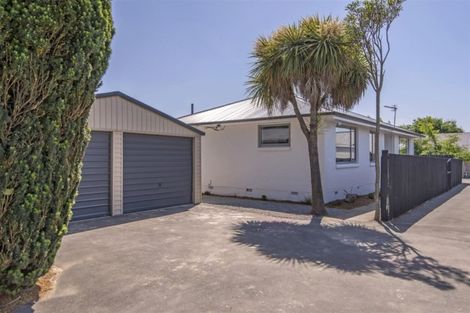 Photo of property in 55 Mcfaddens Road, St Albans, Christchurch, 8052