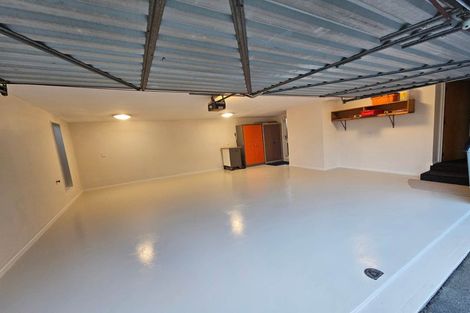 Photo of property in 32 Springbank Street, Bryndwr, Christchurch, 8053