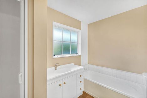 Photo of property in 141 Withells Road, Avonhead, Christchurch, 8042