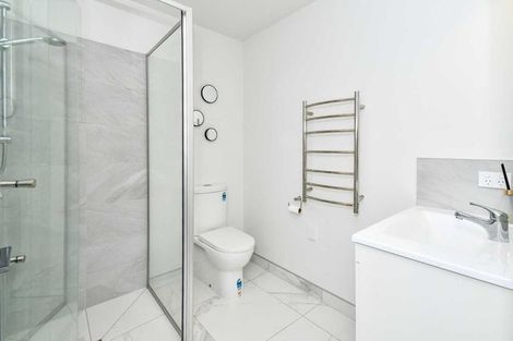Photo of property in 16 Fort Lincoln Loop, Karaka, Papakura, 2113