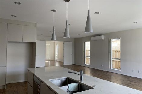 Photo of property in 12 Lisnoble Road, Flat Bush, Auckland, 2019