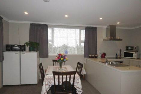 Photo of property in 2a Robertson Street, Oamaru North, Oamaru, 9400