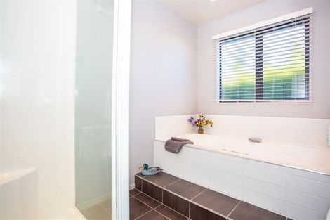 Photo of property in 28 Heathridge Place, Lincoln, 7608