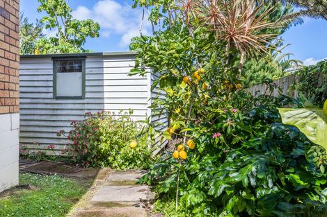 Photo of property in 1/294 Great North Road, Henderson, Auckland, 0612