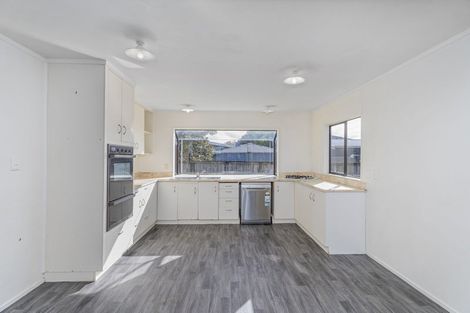 Photo of property in 15b Meadow Drive, Whitianga, 3510