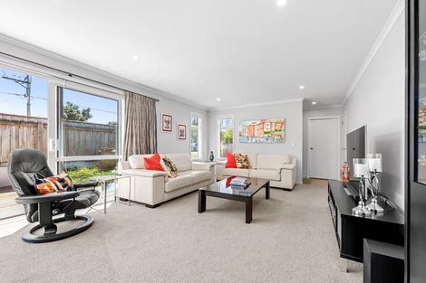 Photo of property in 336 Waiwhetu Road, Fairfield, Lower Hutt, 5011