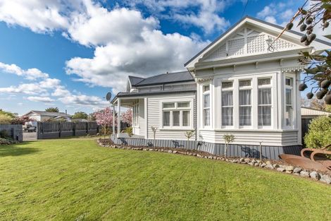 Photo of property in 2 Manila Street, Dannevirke, 4930