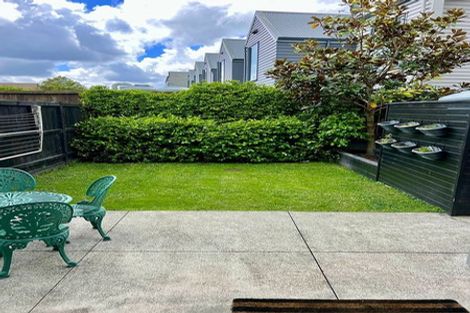 Photo of property in 18 Shelduck Way, Hobsonville, Auckland, 0616