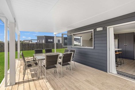 Photo of property in 139 Rangiora Crescent, Matarangi, Whitianga, 3592