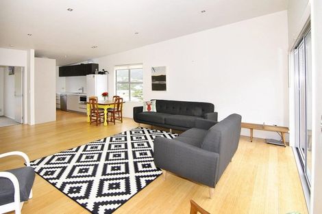 Photo of property in 34 Saddleback Grove, Karori, Wellington, 6012