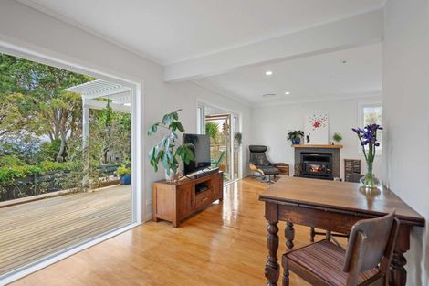 Photo of property in 1/146 Rangatira Road, Beach Haven, Auckland, 0626