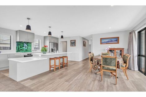 Photo of property in 3 Mccahon Drive, Rangiora, 7400