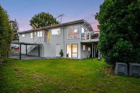 Photo of property in 30 Fitzwater Place, Henderson, Auckland, 0612