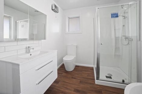 Photo of property in 2/60 Grahams Road, Burnside, Christchurch, 8041