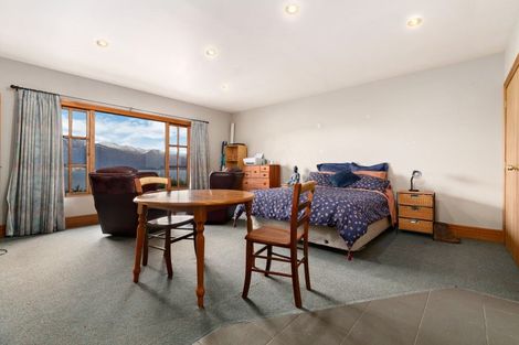 Photo of property in 8 Aspen Grove, Fernhill, Queenstown, 9300