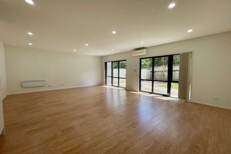 Photo of property in 6b Carlos Drive, Flat Bush, Auckland, 2016