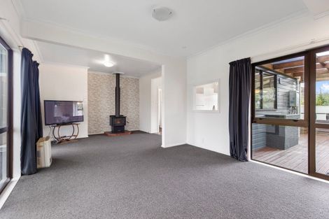 Photo of property in 13a Kawiu Road, Levin, 5510